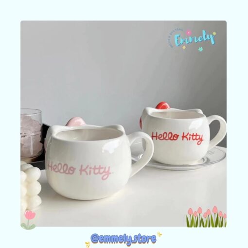 Ly Sứ Hình Hello Kitty Đeo Nơ Đỏ Hồng